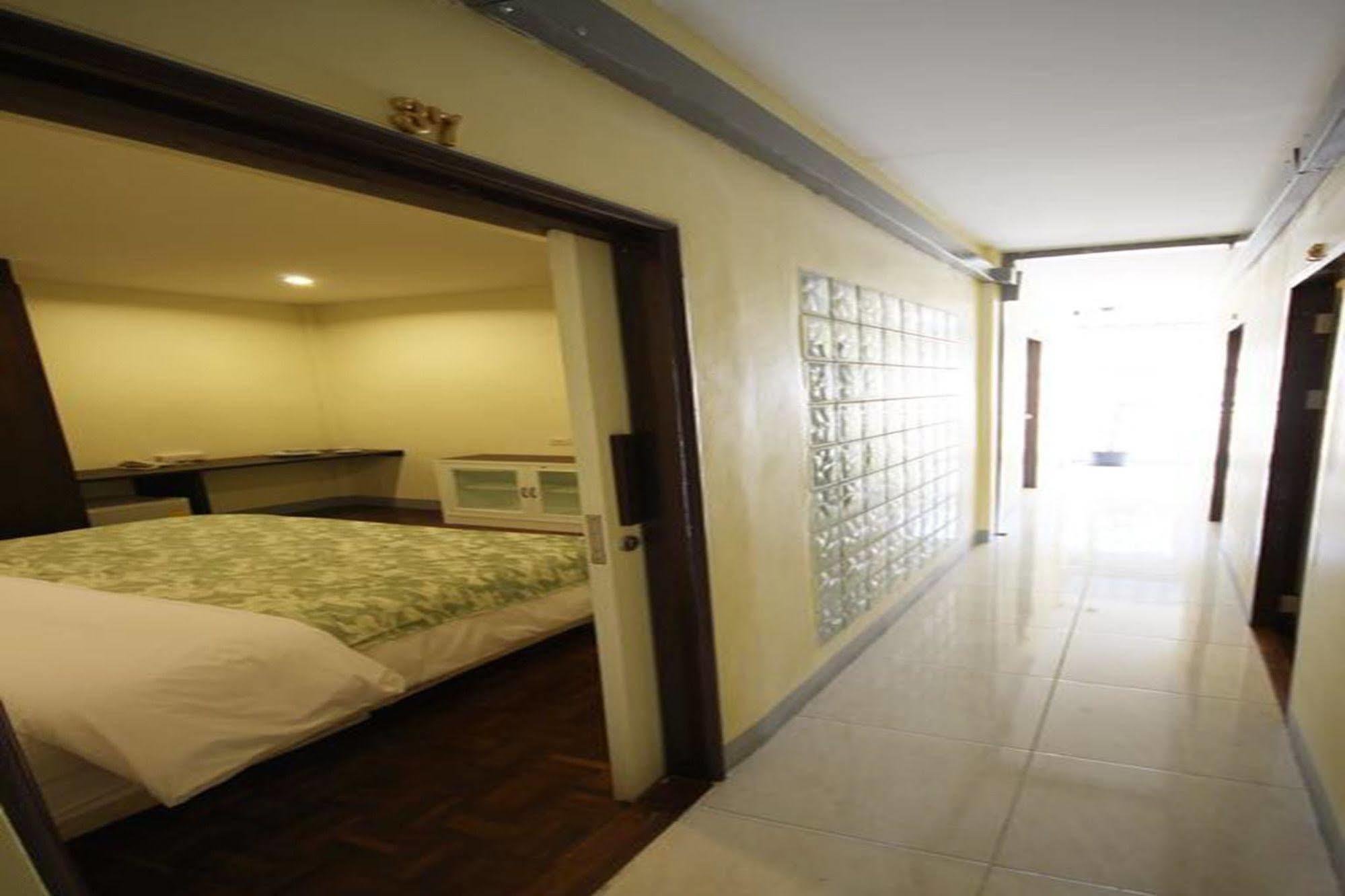 Nine Place Sukhumvit 40 Bangkok Extérieur photo